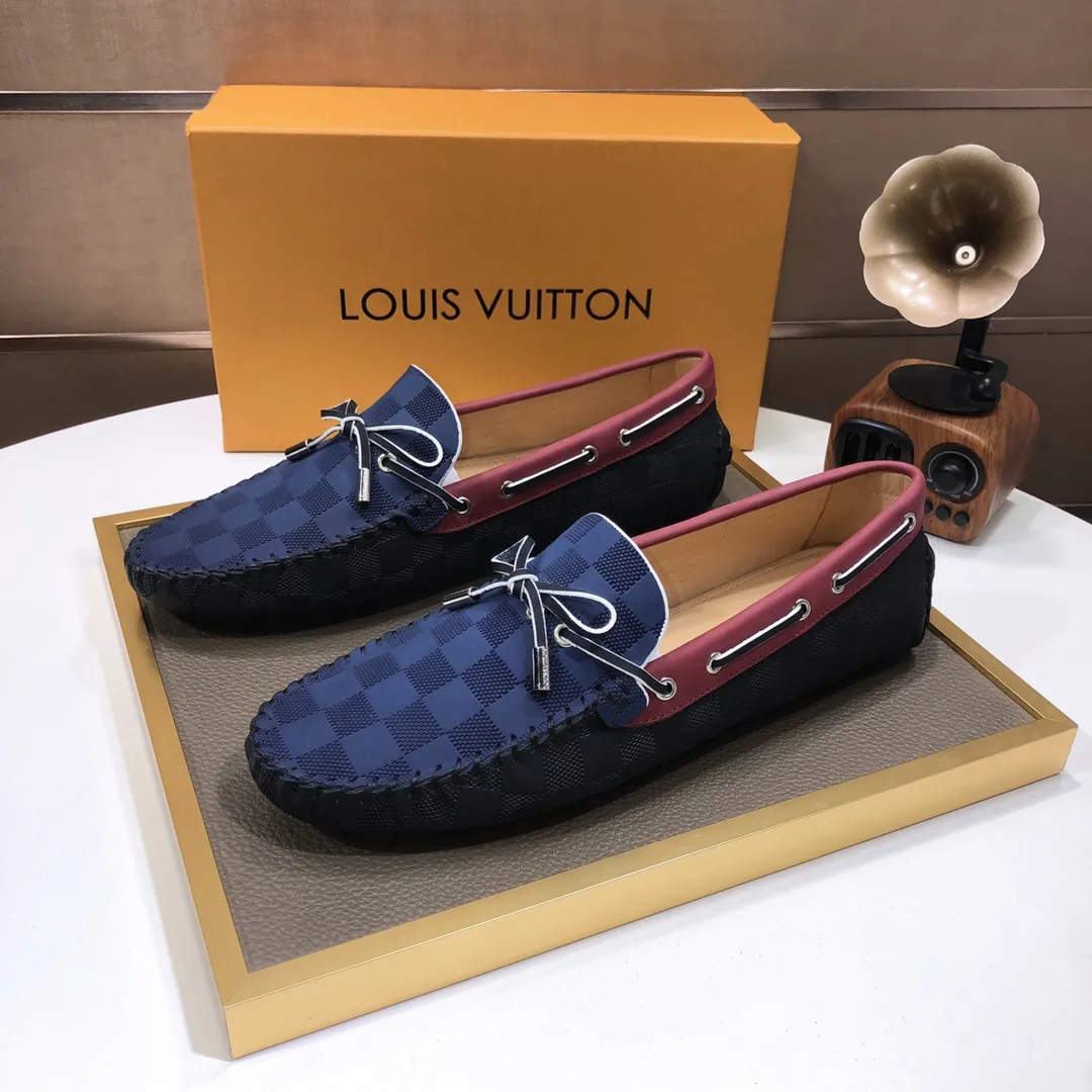 Men's men's shoes 💰420💰 [LV Doudou shoes] (water-dyed cowhide lining) new model is on the market, available on the official website. The new Doudou shoes are processed into single-color materials, and the uppers are made of imported cowhide material. The body of the shoe is fully hemmed with mark thread, and is lined with imported original cowhide leather. The elegant shoe shape is super suitable for all-matching, and the size is 38-44.